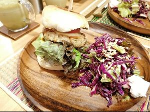 Maju Burger at Maju Story 마주이야기 in Seoul