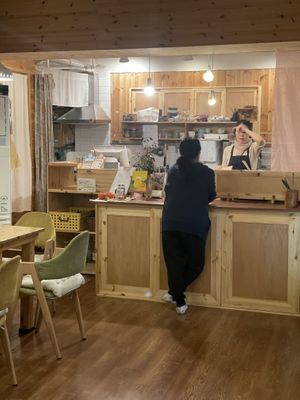 Amazing ower  at Maju Story 마주이야기 in Seoul