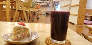 Delicious drinks at Maju Story 마주이야기 in Seoul