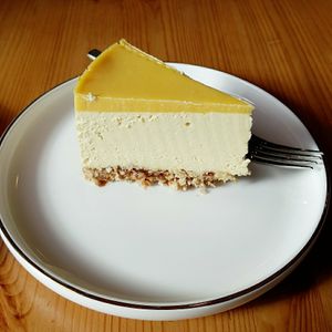Raw cheesecake at Maju Story 마주이야기 in Seoul