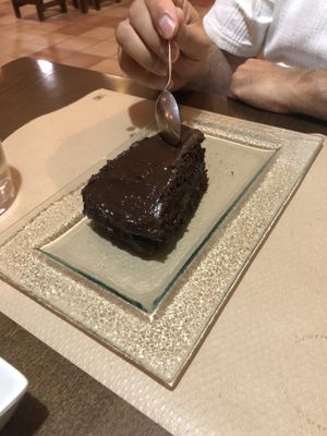 Tarta de chocolate at El Delantal Verde in Onda