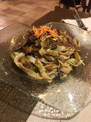 Pasta Thai at El Delantal Verde in Onda