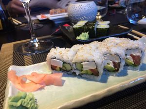 Veggie roll with tofu and tomato at Shi's Restaurant in Pordenone