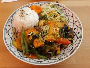 tofu and vegetables with hoisin sauce    at +84 Asian Restaurant in Berlin