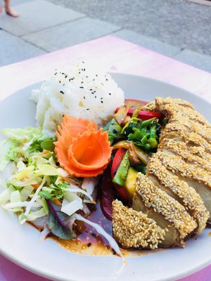 Wok vegetables with crispy duck !:) at +84 Asian Restaurant in Berlin