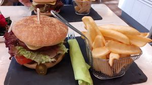  at Veggiezz - Opernring in Vienna