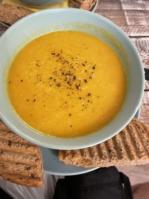   at Veggiezz - Opernring in Vienna