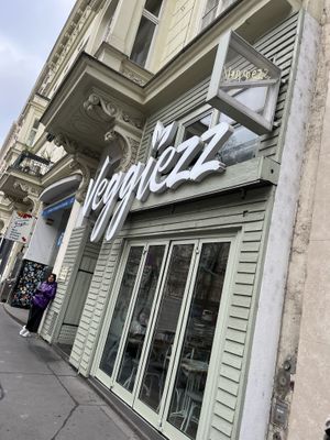 Outside   at Veggiezz - Opernring in Vienna