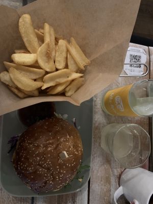   at Veggiezz - Opernring in Vienna