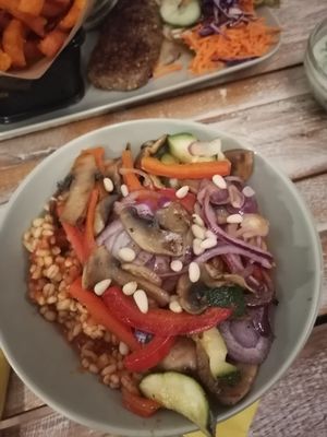  at Veggiezz - Opernring in Vienna