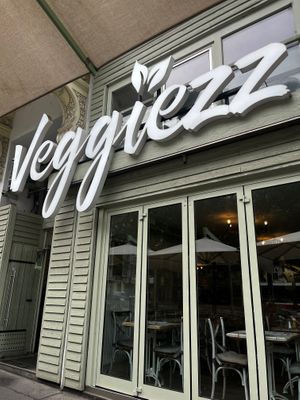  at Veggiezz - Opernring in Vienna
