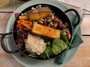 Rainbow Bowl  at Veggiezz - Opernring in Vienna