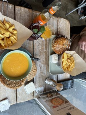   at Veggiezz - Opernring in Vienna