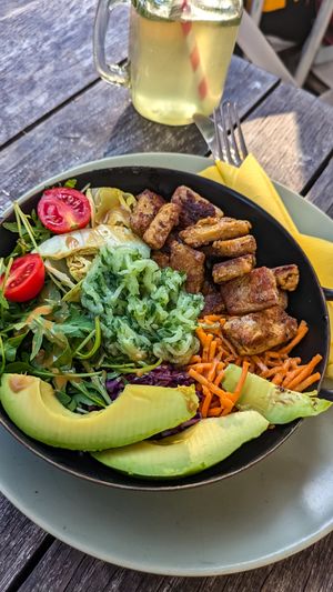 Veggiezz Bowl at Veggiezz - Opernring in Vienna