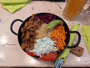  at Veggiezz - Opernring in Vienna