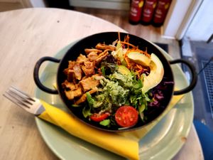 ヴィーカンボール at Veggiezz - Opernring in Vienna