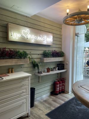   at Veggiezz - Opernring in Vienna