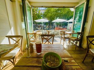   at Veggiezz - Opernring in Vienna