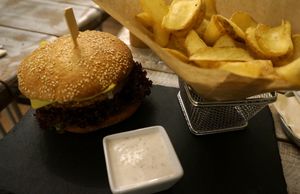 Farmers Burger at Veggiezz - Opernring in Vienna