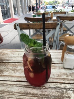 Ginger, hibiscus and mint lemonade at Veggiezz - Opernring in Vienna