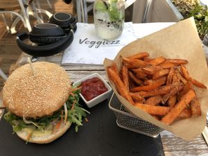 Yummy burger and fries (sweet potato) at Veggiezz - Opernring in Vienna