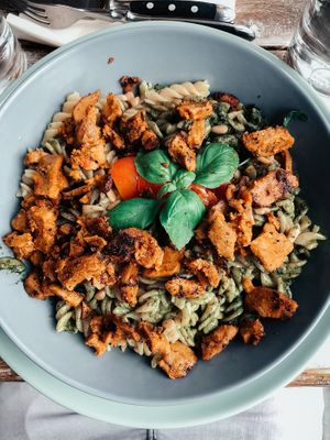 Pesto Penne with Seitan Gyros at Veggiezz - Opernring in Vienna