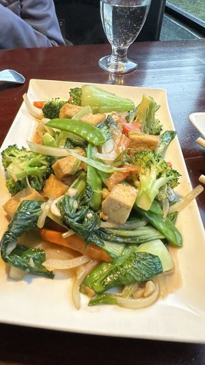 Vegetables with Tofu and Brown sauce   at Vietnam's Central in Scarsdale