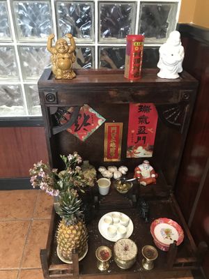 When you enter at Vietnam's Central in Scarsdale