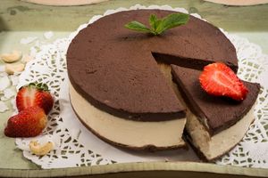 Míša cheesecake at MyRaw Food  in Brno