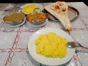 Dal curry (left), mix veg curry and naan with rice at Taji  in Aomori