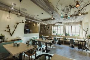 atmosphere  at Verde Cafe in Moscow