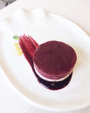 raw mango-current cake  at Verde Cafe in Moscow