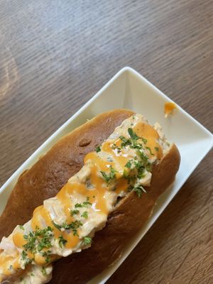 The vegan lobster roll is very nice! I definitely recommend it !  at The Judgy Vegan in Brussels