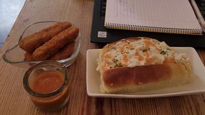 Lobster roll and chicken tenders at The Judgy Vegan in Brussels