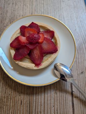 Cream tart at The Judgy Vegan in Brussels