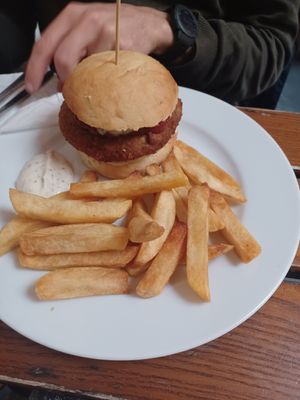 Seitan burger at The Judgy Vegan in Brussels