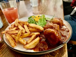 Boulets sauce Liégoise at The Judgy Vegan in Brussels