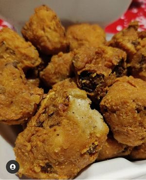  at Zad's in Manchester