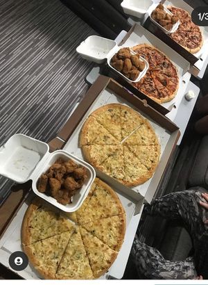  at Zad's in Manchester