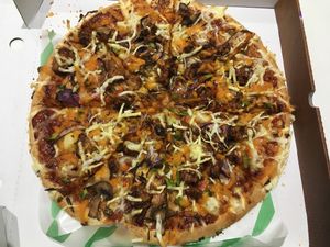 BBQ Seitan Pizza at Zad's in Manchester