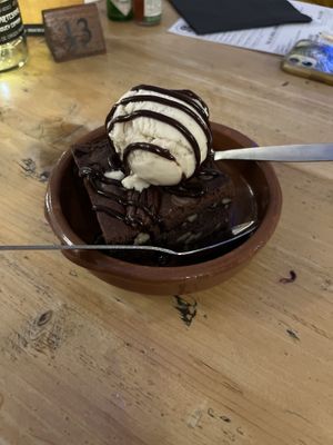   at eS Bar in Keswick