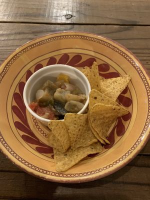 お通しのラタトゥィユとチップス at Hemp Cafe Tokyo in Tokyo