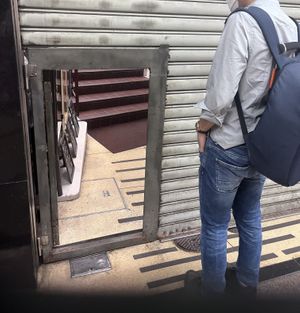 If you come at night the street entrance May seem closed but if you go in and up the stairs, they will still be open until 9PM  at Kururu in Nara