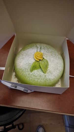 Vegan Prinsesstårta at Bagar'n Hornstull in Stockholm