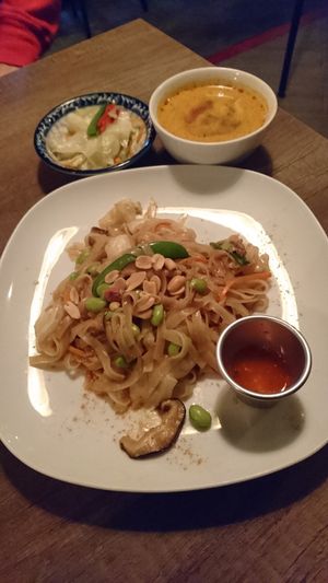 Pad Thai  at The Green Room in Taipei