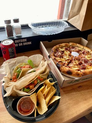 Vegan BBQ chicken pizza and Vegan fish tacos! 10/10! at D'Angelo's in Bay City