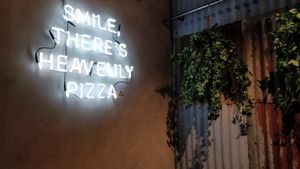 Heavenly pizza at Otomat in Antwerpen