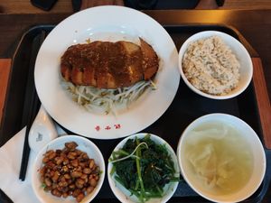 Vegetarian black pepper steak business meal at Guan Shi Yin Organic Lifestyle in Taichung