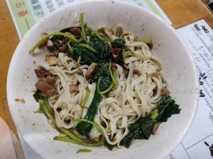 Wonton noodles at Jiu Liu Su Shi in Taichung
