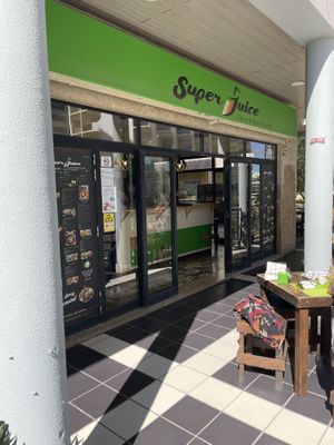 Aussenansicht  at Super Juice in Praia Da Rocha